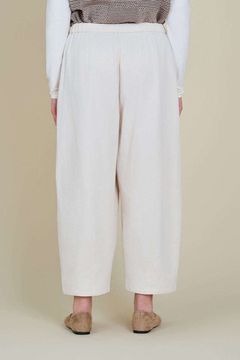 Ellie Taper Pant- Milk