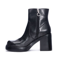 Dirty Laundry Groovy Boot